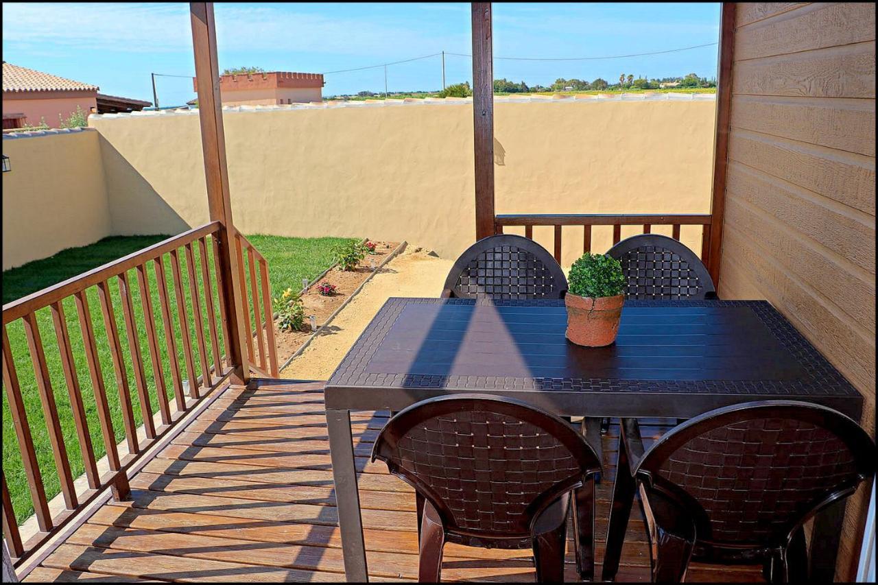 Bungalow con piscina privada Conil De La Frontera Esterno foto