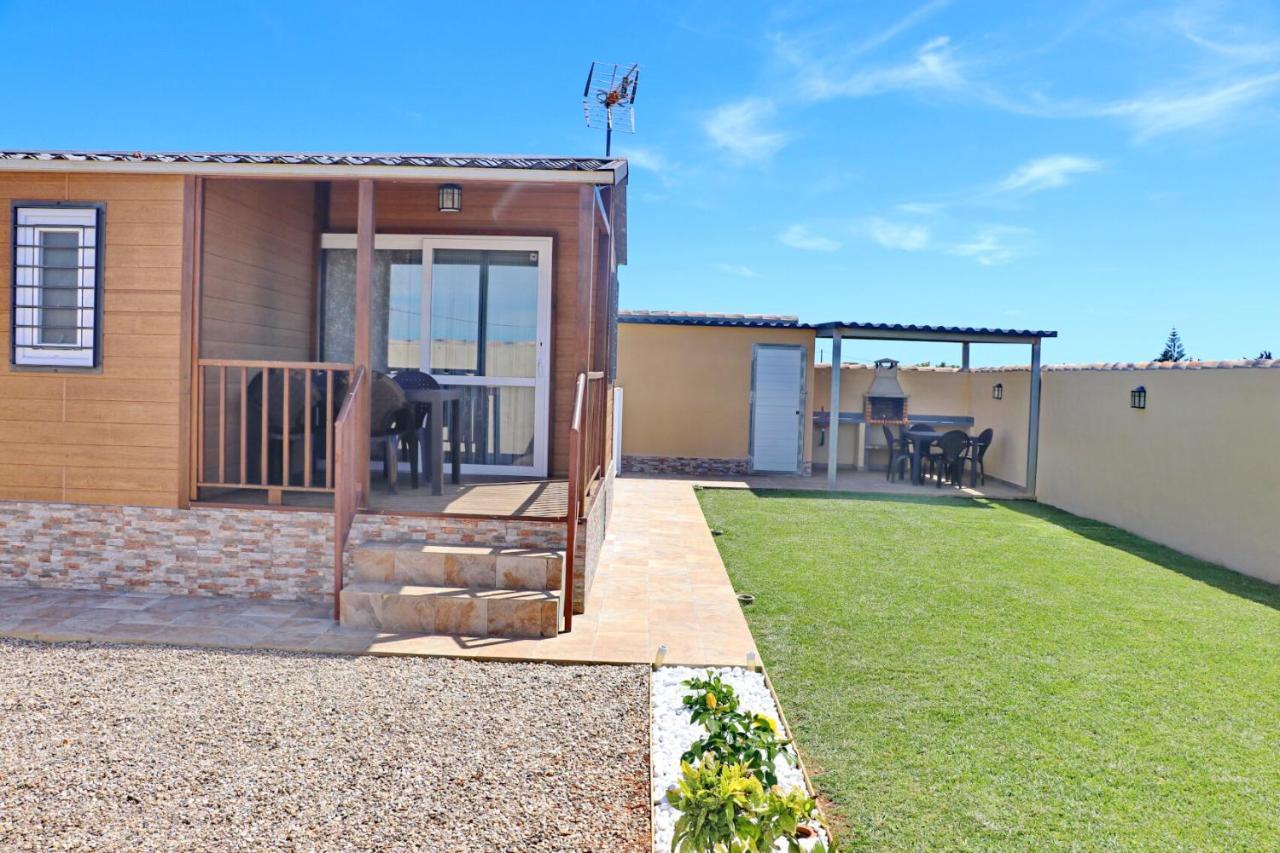 Bungalow con piscina privada Conil De La Frontera Esterno foto